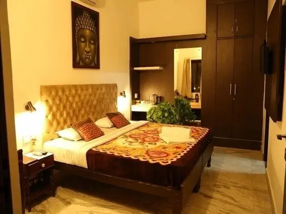 Deluxe Tek Büyük Yataklı Oda