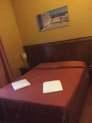 Standard Tek Büyük veya İki Ayrı Yataklı Oda, Özel Banyo