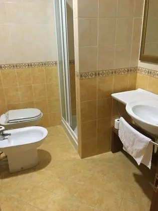 Standard Tek Büyük veya İki Ayrı Yataklı Oda, Özel Banyo