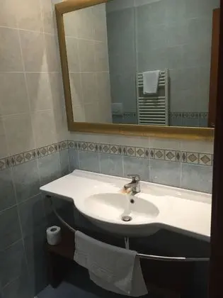 Standard Tek Büyük veya İki Ayrı Yataklı Oda, Özel Banyo