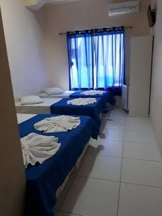 Üç Kişilik Oda
