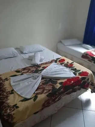 Üç Kişilik Oda