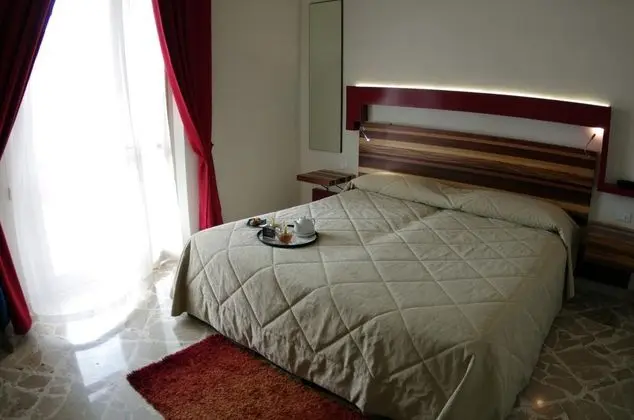 1 Çift Kişilik Veya 2 Tek Kişilik Yatak Standard