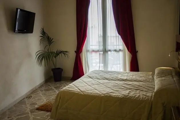 1 Çift Kişilik Veya 2 Tek Kişilik Yatak Standard