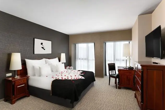 Executive Suite