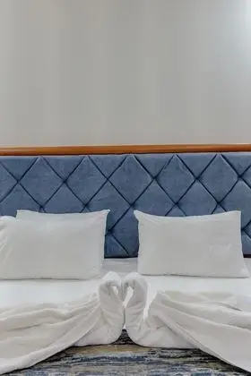 Üç Kişilik Oda