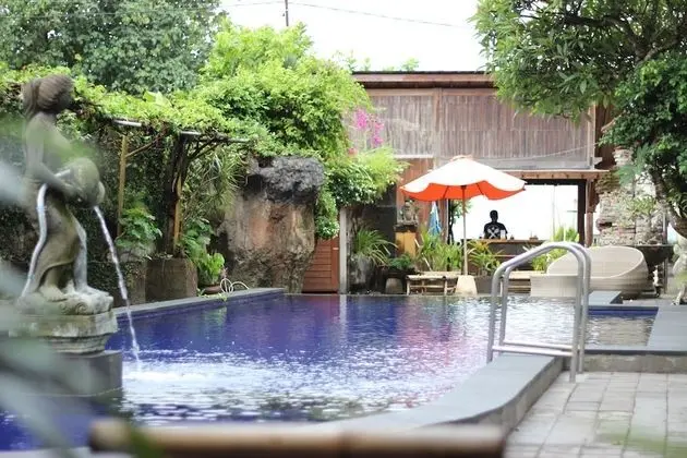 Superior Villa (Pool)