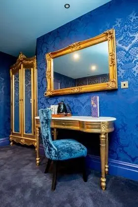 Luxury Oda, 2 Çift Kişilik Yatak (Sleeps 4)
