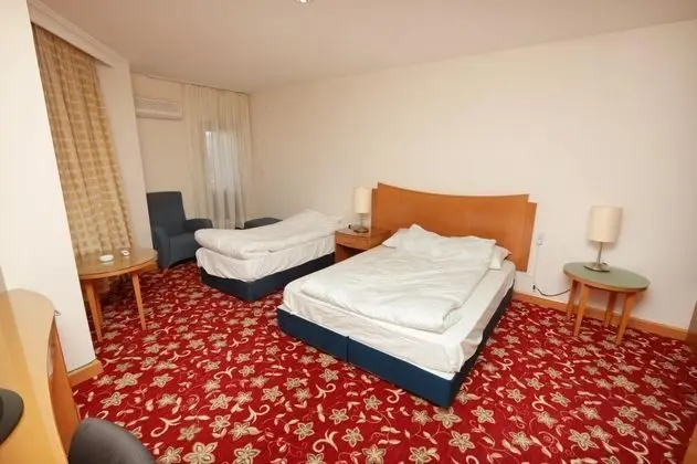 Standart Üç Kişilik Oda