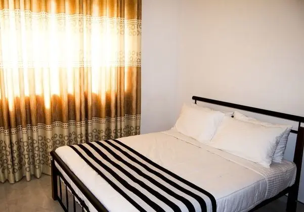 Deluxe Tek Büyük Yataklı Oda, Birden Çok Yatak Odası, Bahçe Manzaralı