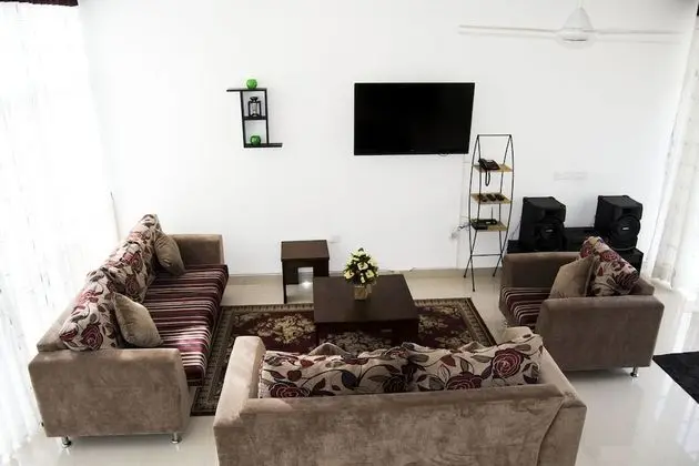 Deluxe Tek Büyük Yataklı Oda, Birden Çok Yatak Odası, Bahçe Manzaralı