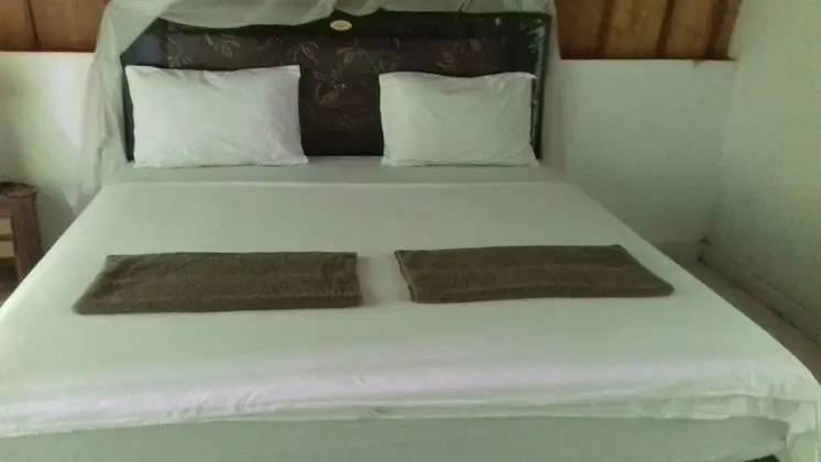 Standard Bungalov, 1 Yatak Odası, Havuz Manzaralı
