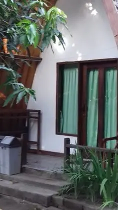 Standard Bungalov, 1 Yatak Odası, Havuz Manzaralı
