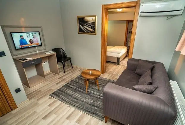 1+0 Comfort Suite
