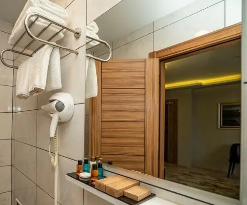 1+0 Comfort Suite