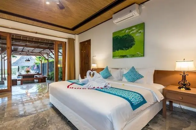 Luxury Villa, 2 Yatak Odası, Havuz Manzaralı
