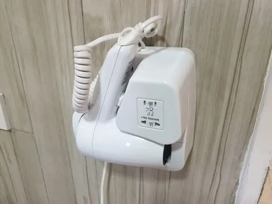 Deluxe Tek Büyük Yataklı Oda, Havuz Manzaralı