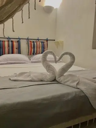 Basic Tek Büyük Yataklı Oda