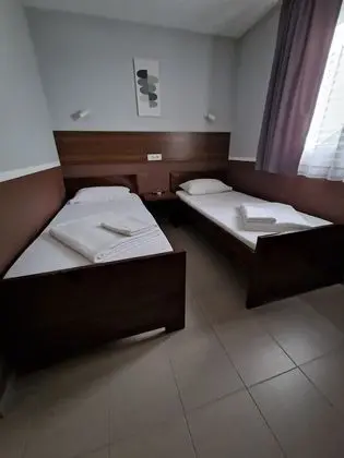 Basic Tek Büyük veya İki Ayrı Yataklı Oda, Sigara İçilmez