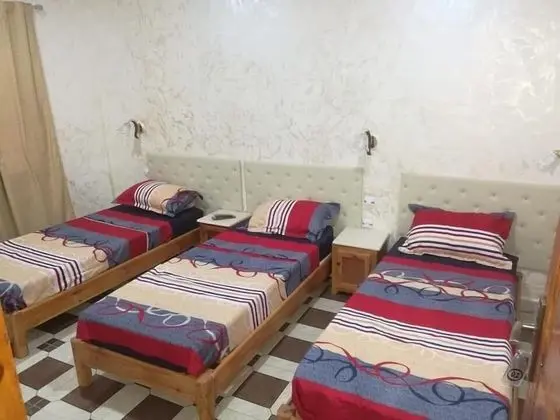 Üç Kişilik Oda