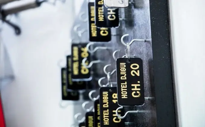 Büyük Yataklı Tek Kişilik Oda