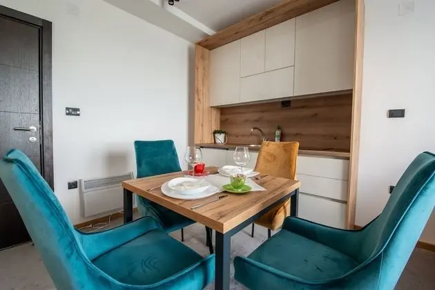 Executive Stüdyo, Veranda