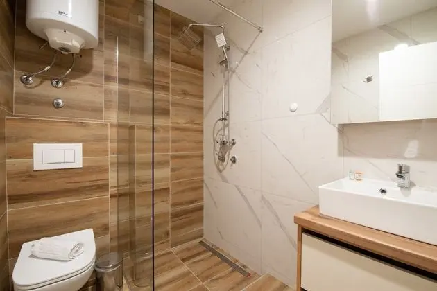 Executive Stüdyo, Veranda