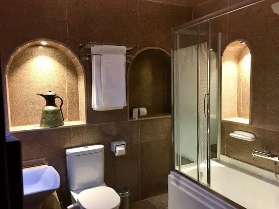 Luxury Oda (Topaz)