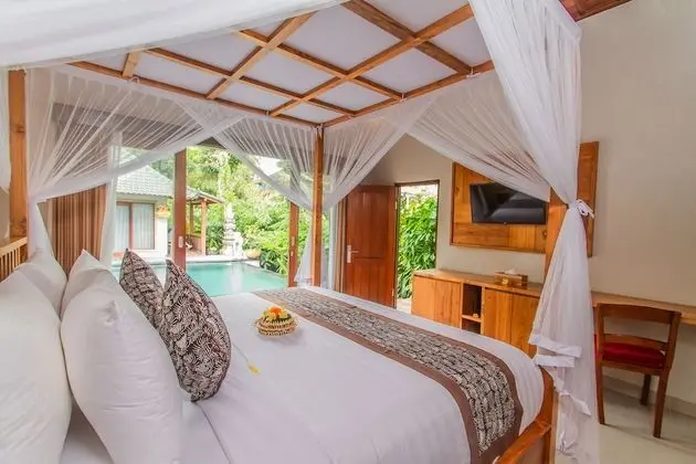 Bungalov, 4 Yatak Odası, Kişiye Özel Havuzlu