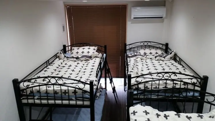 Basic Ortak Ranzalı Oda, Sadece erkekler için