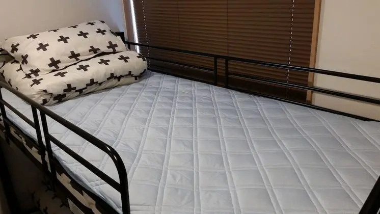 Basic Ortak Ranzalı Oda, Sadece kadınlar için