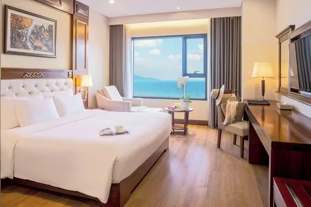 Deluxe Tek Büyük Yataklı Oda, Okyanus Manzaralı