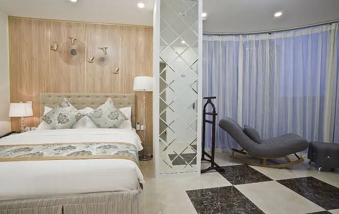 Deluxe Tek Büyük Yataklı Oda, 1 En Büyük (King) Boy Yatak, Şehir Manzaralı