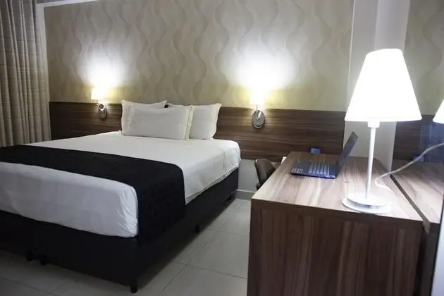 Luxury Tek Büyük Yataklı Oda