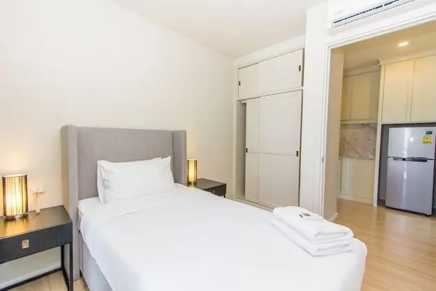 2 Bedrooms Sea View