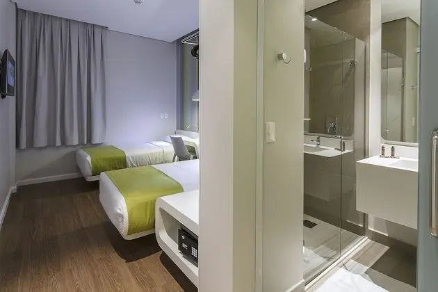 Quarto com Cama Queen Size
