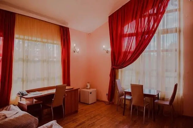 Standard Dört Kişilik Oda