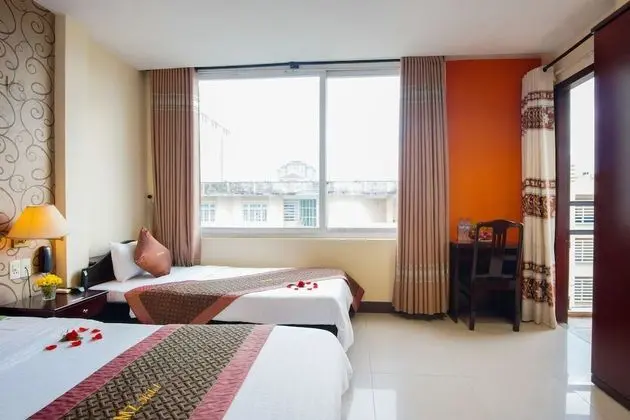 Deluxe Tek Büyük veya İki Ayrı Yataklı Oda