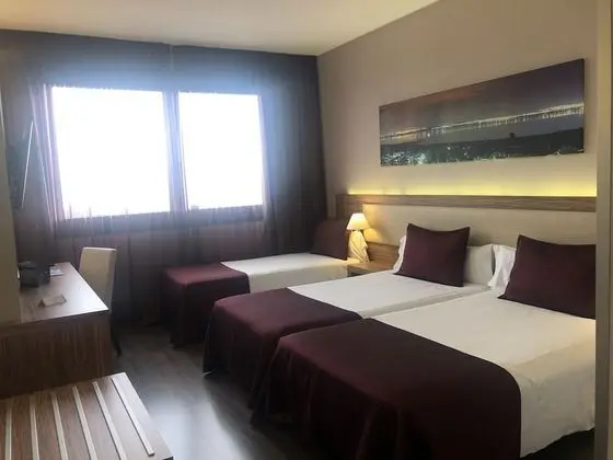 Üç Kişilik Oda, Lagün Manzaralı