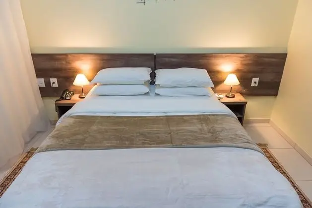 Deluxe Tek Büyük Yataklı Oda, 6 Yatak Odası