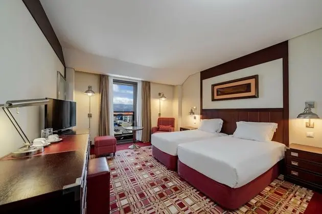 Tek Büyük veya İki Ayrı Yataklı Oda (Pico View)