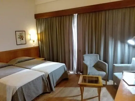 Tek Büyük veya İki Ayrı Yataklı Oda