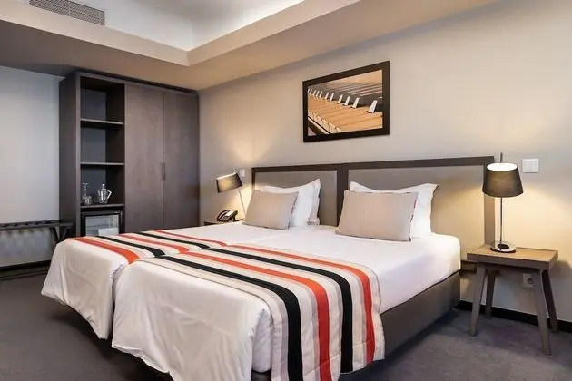 Classic Tek Büyük veya İki Ayrı Yataklı Oda