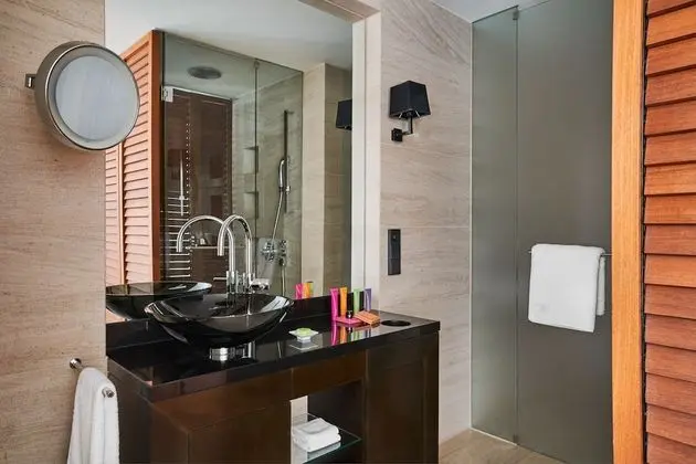 Premium Tek Büyük Yataklı Oda, Şehir Manzaralı