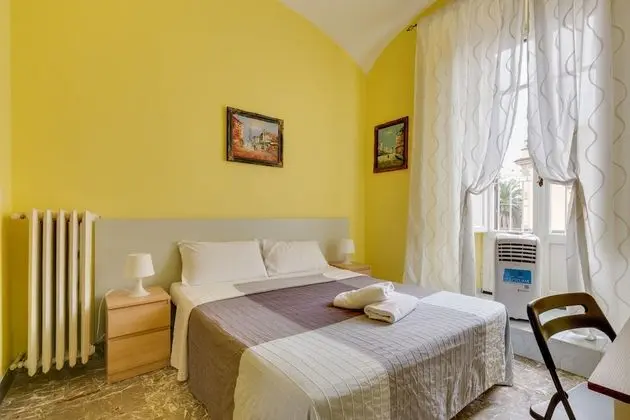 Tek Büyük veya İki Ayrı Yataklı Oda