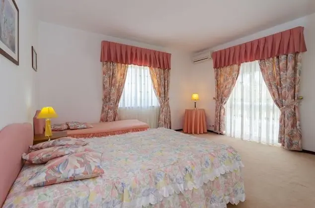 Villa, 5 Yatak Odası, Balkon