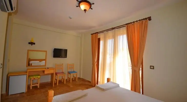 Triple, Dağ Manzaralı