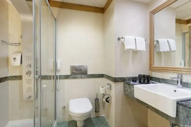 Standard Oda, Bahçe Manzaralı