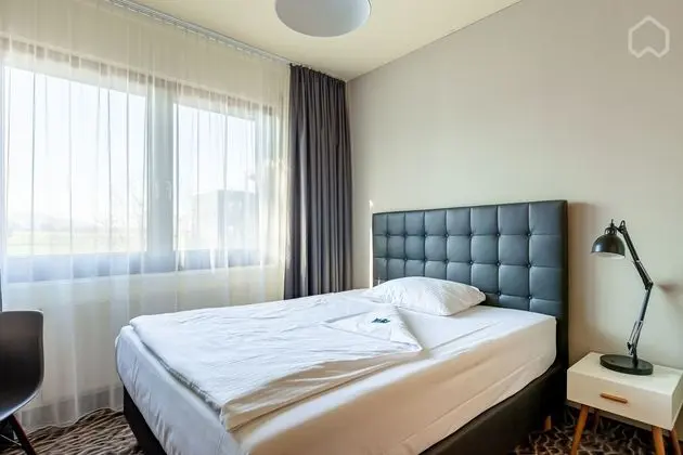 Standard Oda (Queensize Bed - 1,40 m wide)