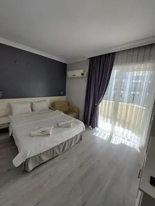 https://images.etstur.com/files/images/hotelImages/TR/68038/l/Dobra-Hotel-Oda-364078.jpg